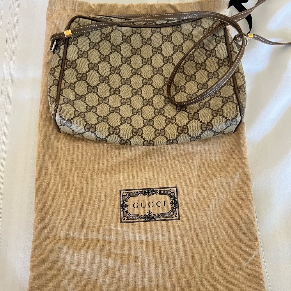 Gucci crossbody bag in good condition